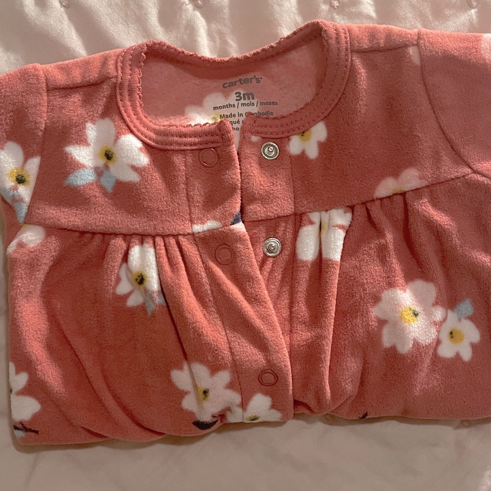 Carter’s - Picture 3 of 3